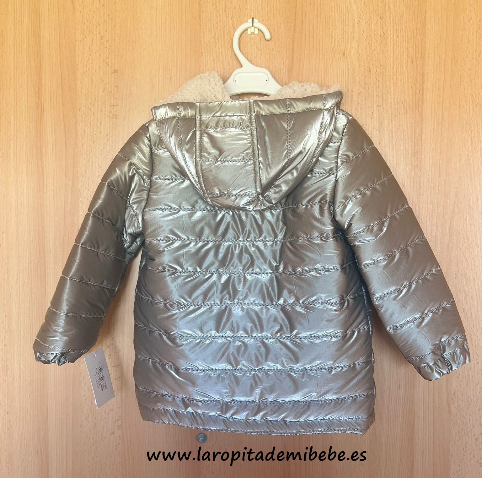 anorak-metalizado-bronce-bbz