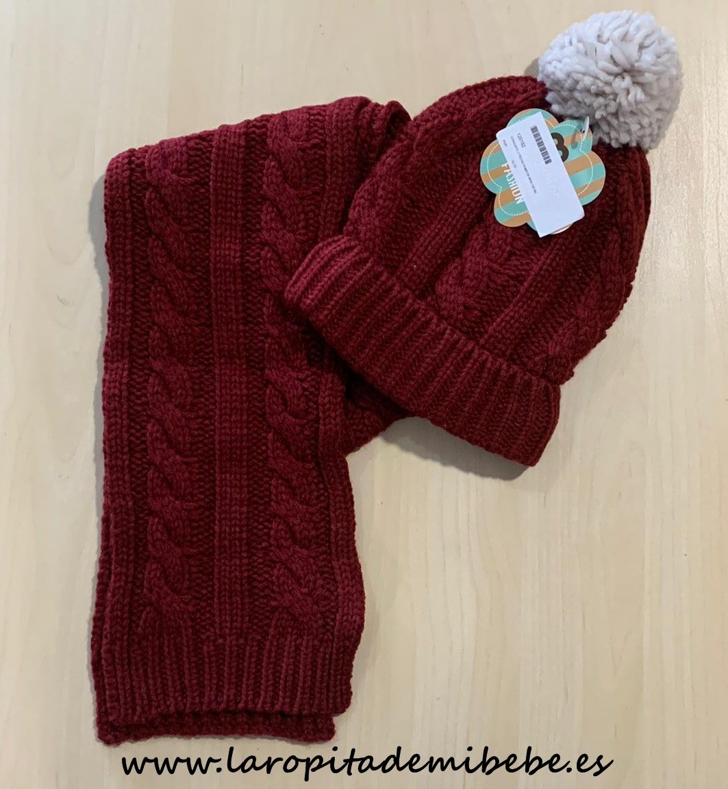 conjunto-unisex-bufanda-gorro-pompon